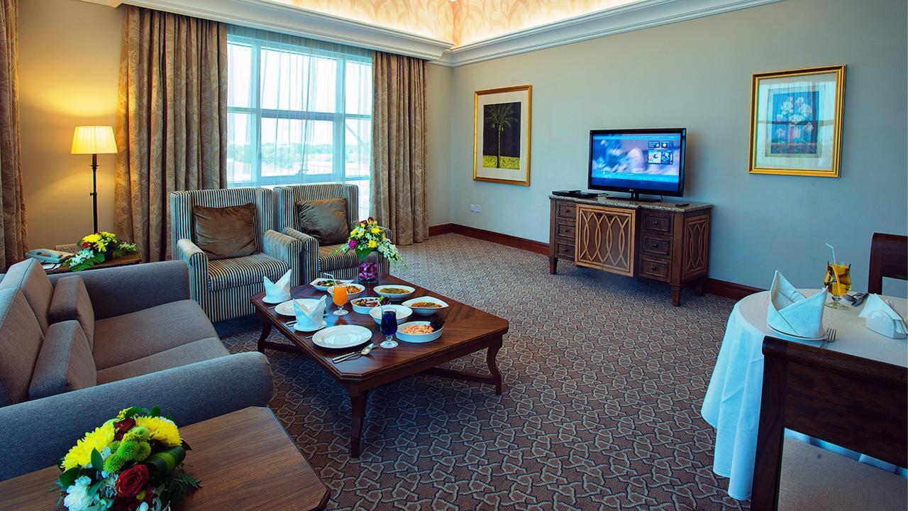 Ayla Hotel Al-Ajn Zewnętrze zdjęcie