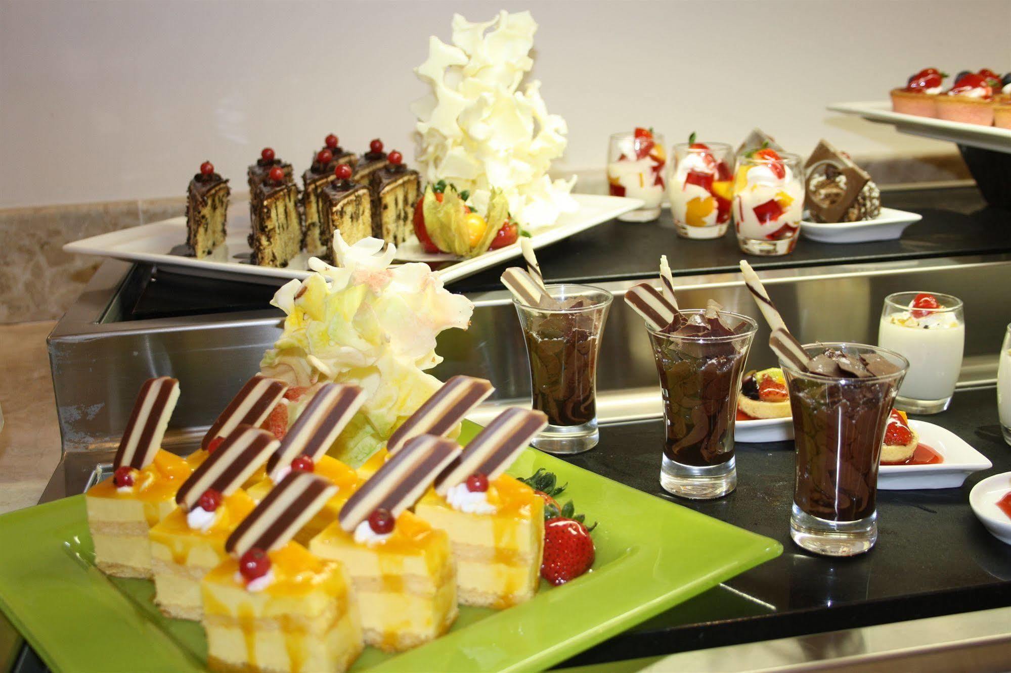 Ayla Hotel Al-Ajn Zewnętrze zdjęcie